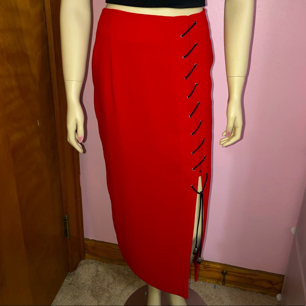 LACE UP SKIRT